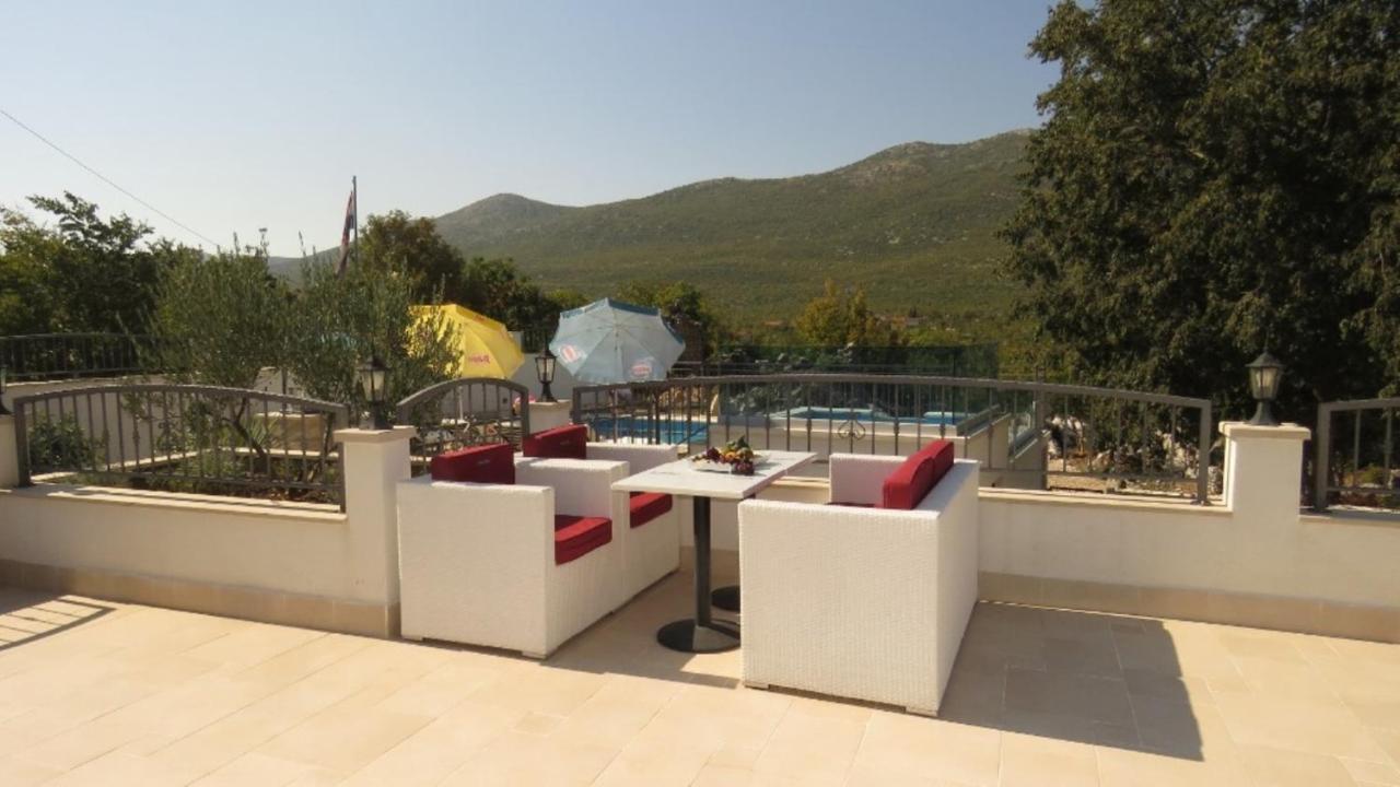 Donje Rascane Dvori Stipanovi With Heated Pool And Jacuzziヴィラ エクステリア 写真
