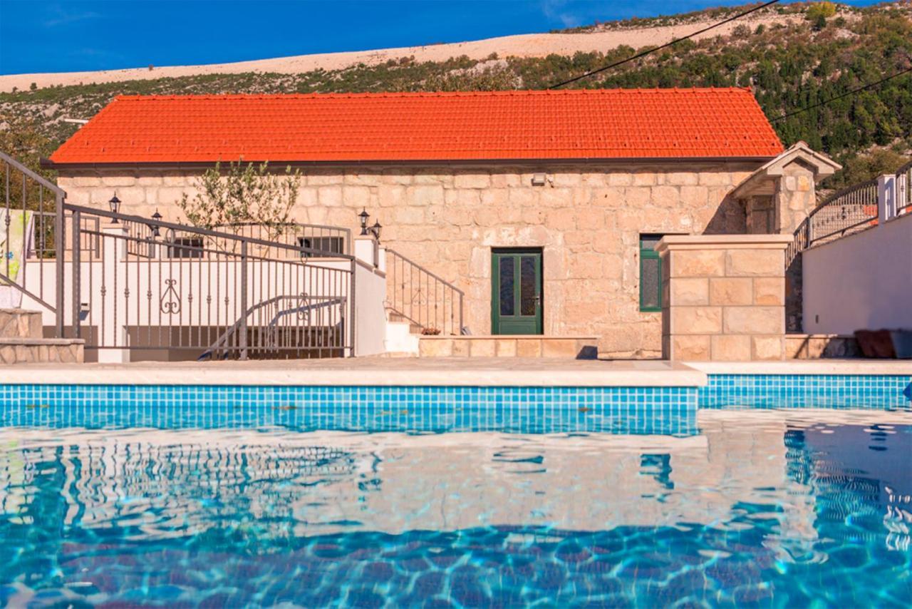 Donje Rascane Dvori Stipanovi With Heated Pool And Jacuzziヴィラ エクステリア 写真
