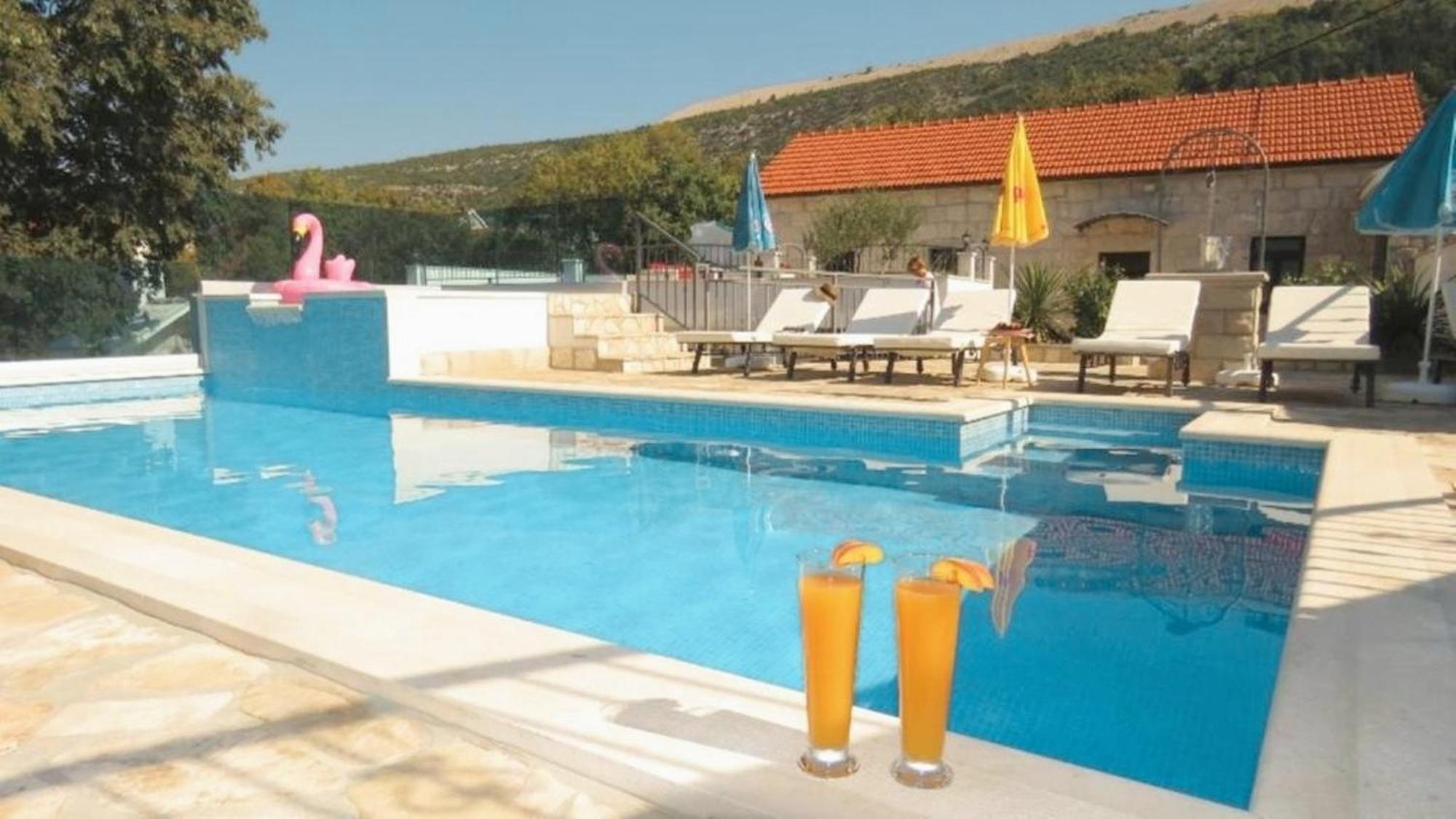 Donje Rascane Dvori Stipanovi With Heated Pool And Jacuzziヴィラ エクステリア 写真